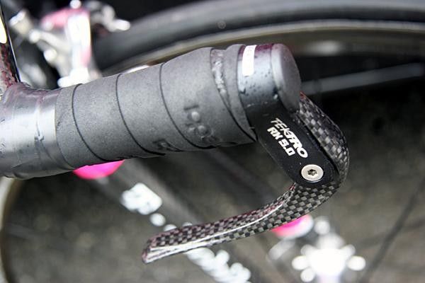 Very fancy carbon brake levers