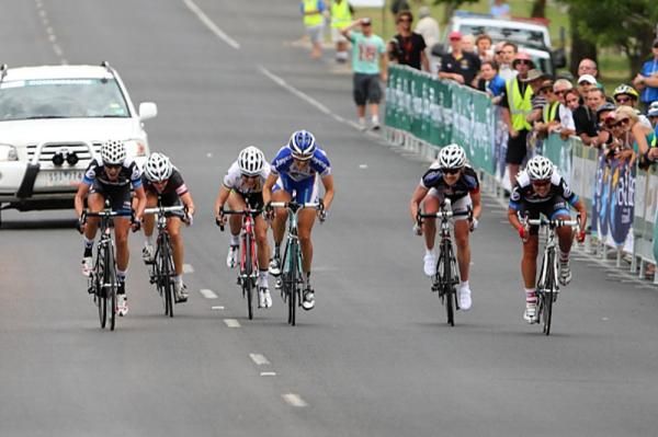 The sprint took up the width of the road: (left-right) Ryan, Cromwell, Arndt, Hogan, Whitelaw, Rhodes