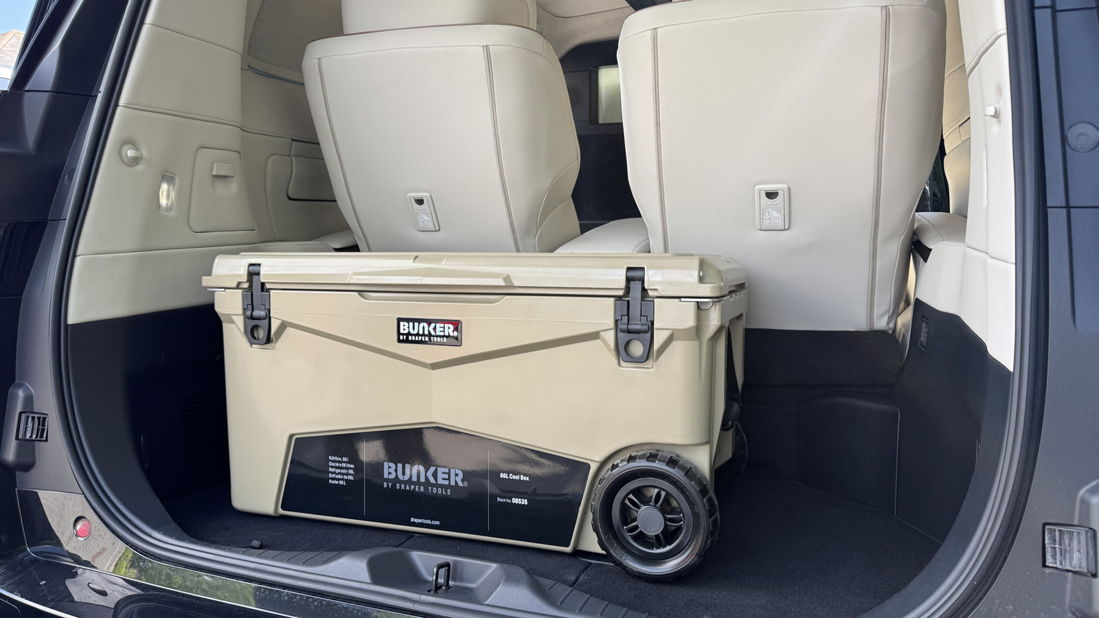 Bunker 66L Cool Box review