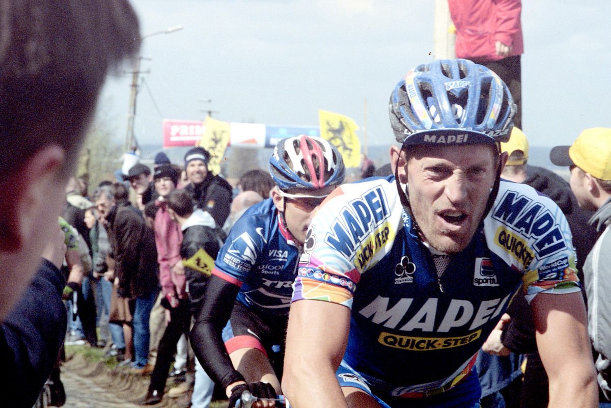Getting close to Stefano Zanini as he speeds by in 2001