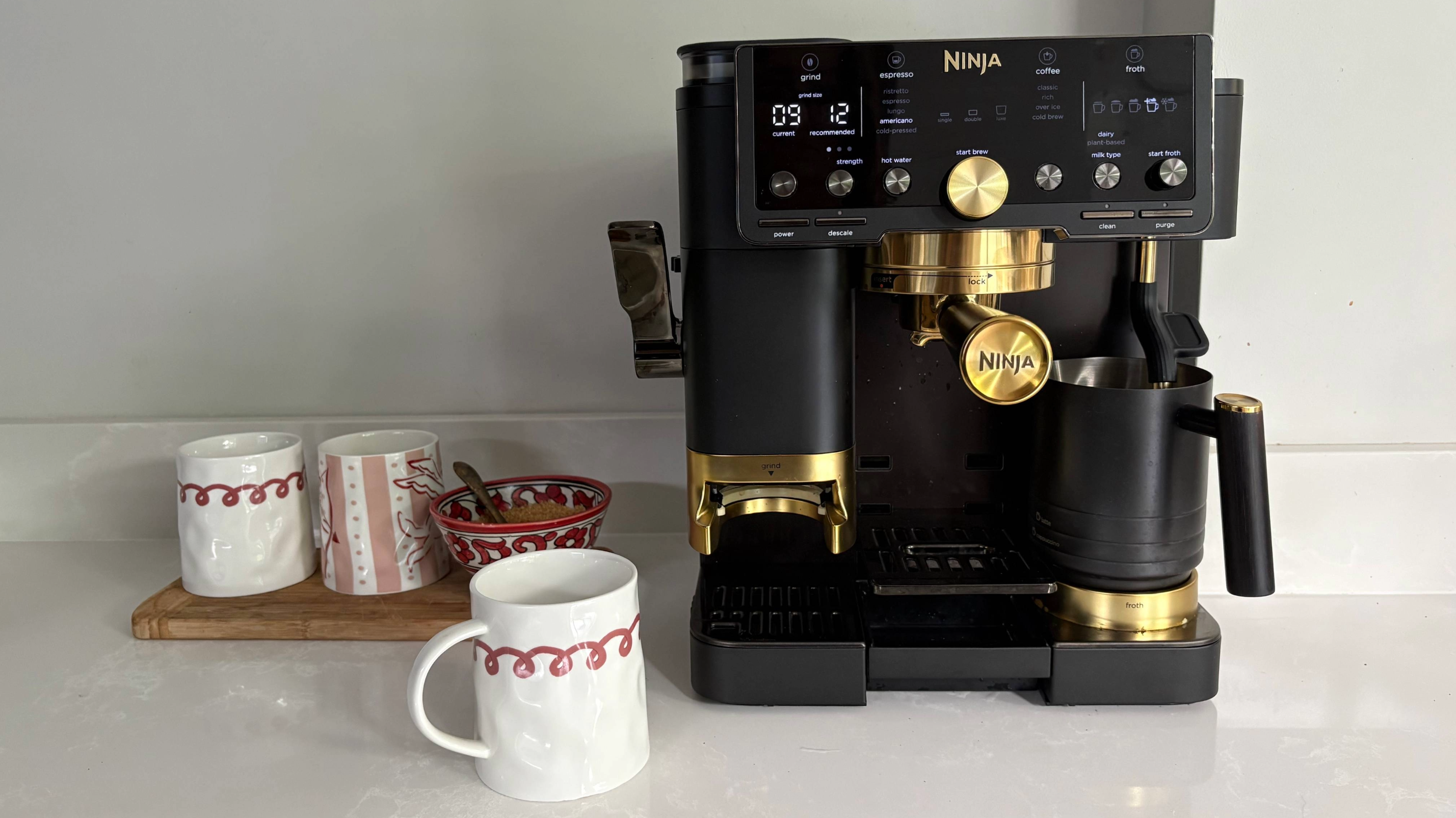 Trying David Beckham's Ninja coffee machine at home 