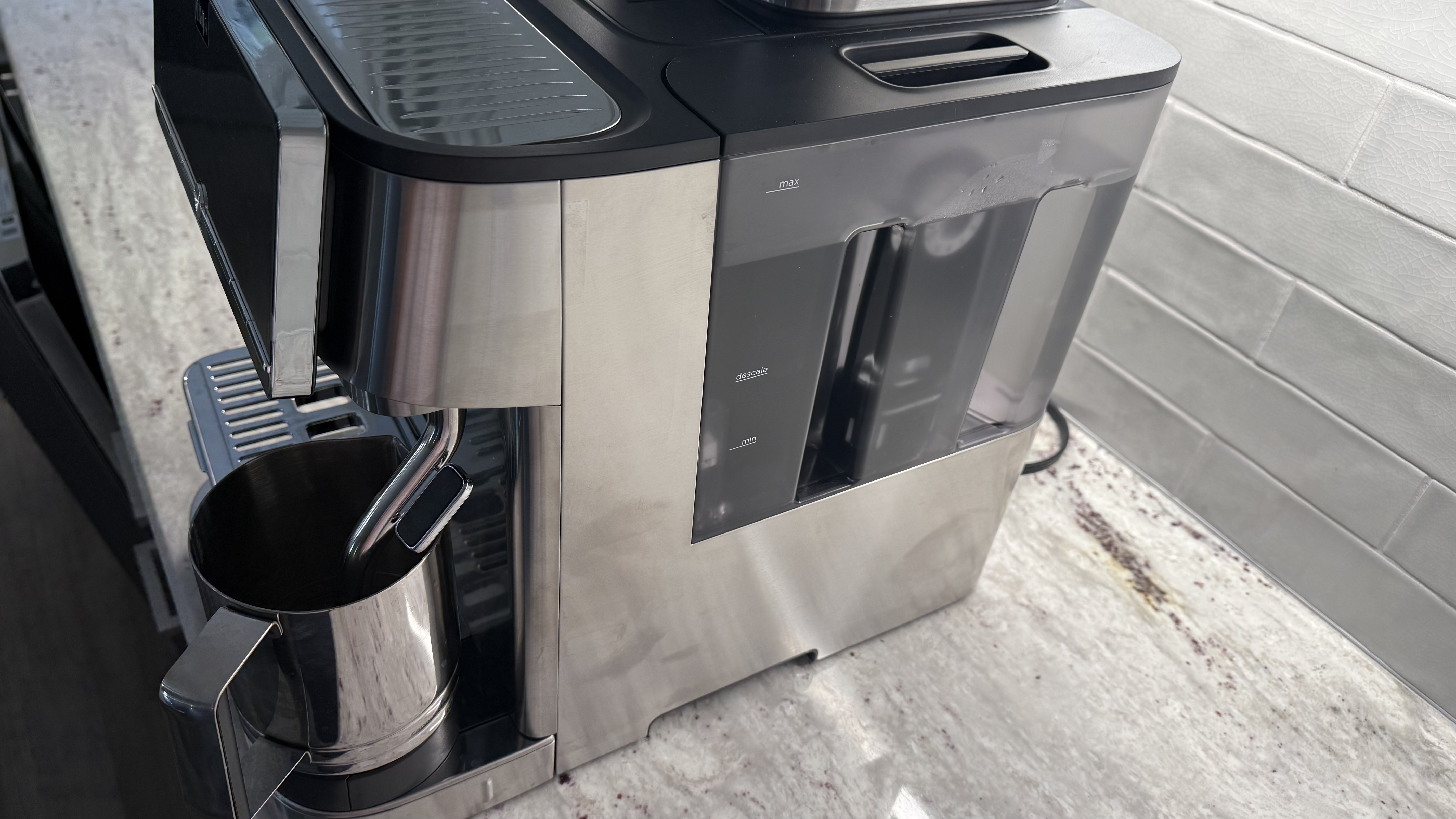 Ninja AutoBarista Pro water reservoir