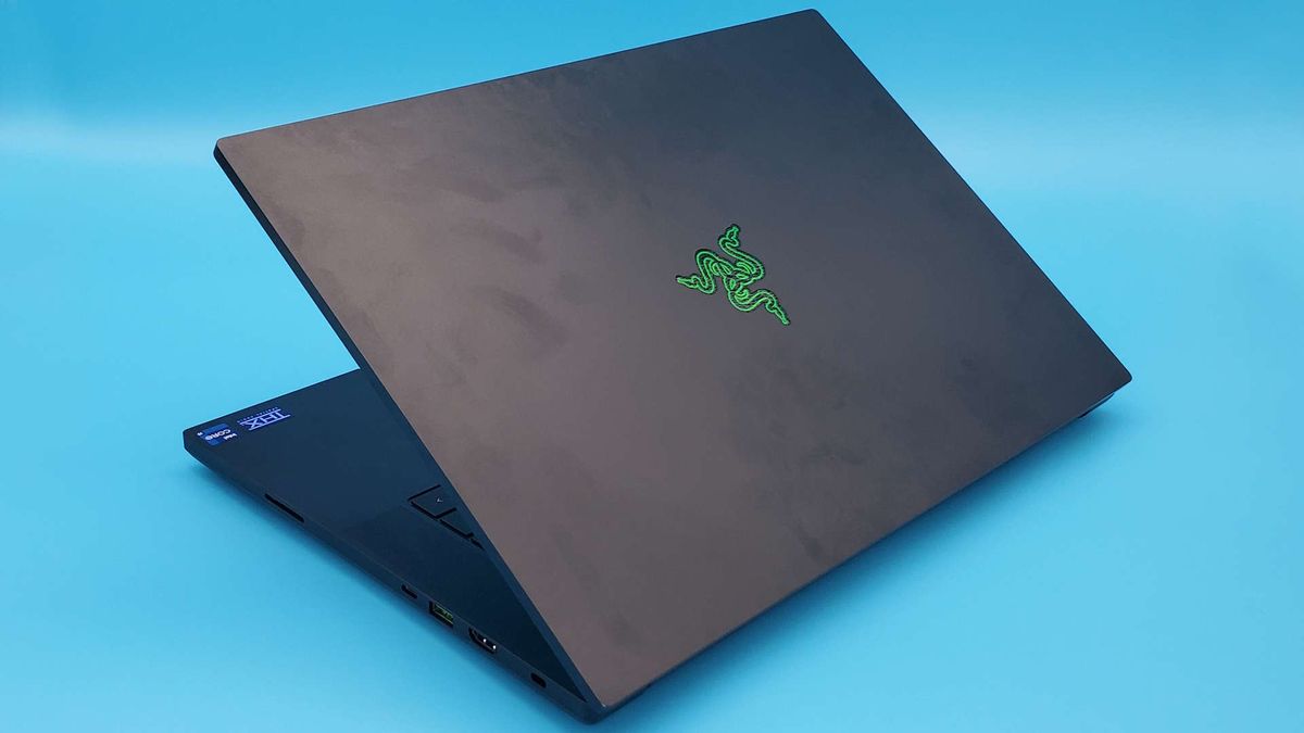 Razer Blade 16 (2024) review | PC Gamer