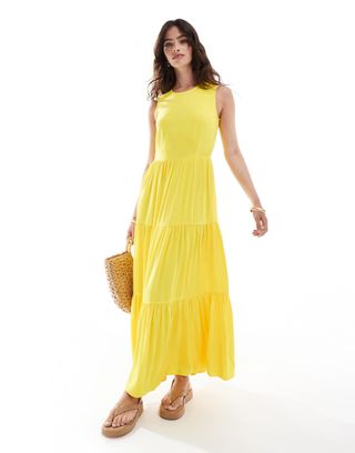 Closet London Tiered Smock Midaxi Dress in Yellow