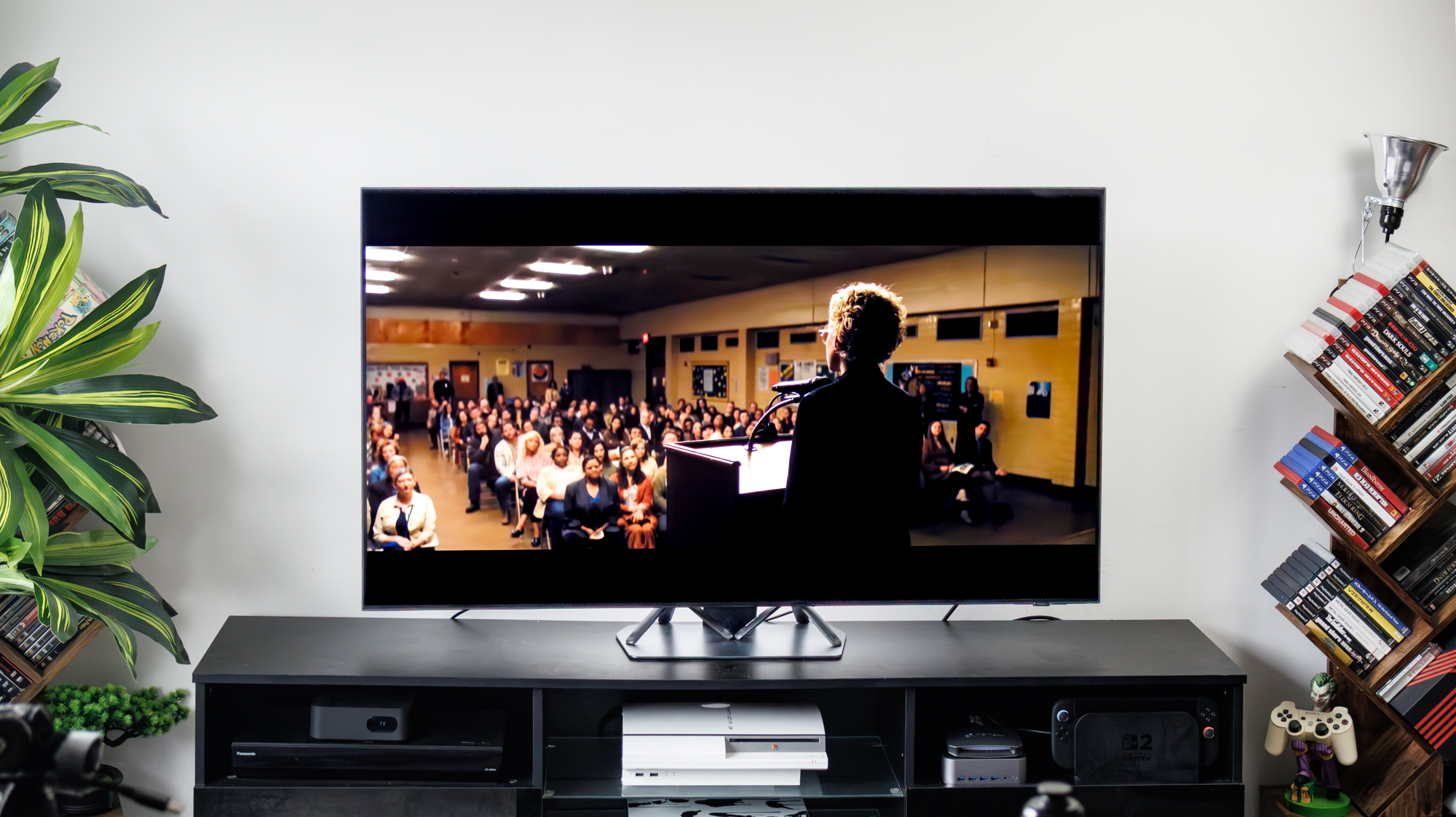 Samsung QN90F Neo QLED TV in a living room