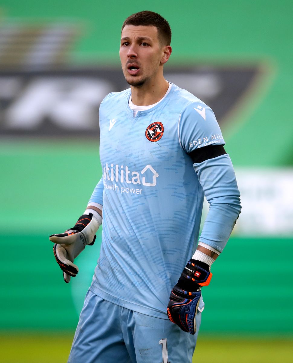 Dundee United wait on news of Benjamin Siegrist’s injury FourFourTwo