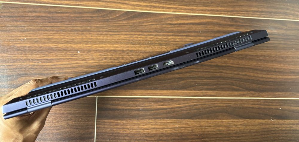 Honor MagicBook Pro 16 on a table