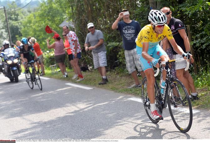 Vincenzo Nibali (Astana) on the attack
