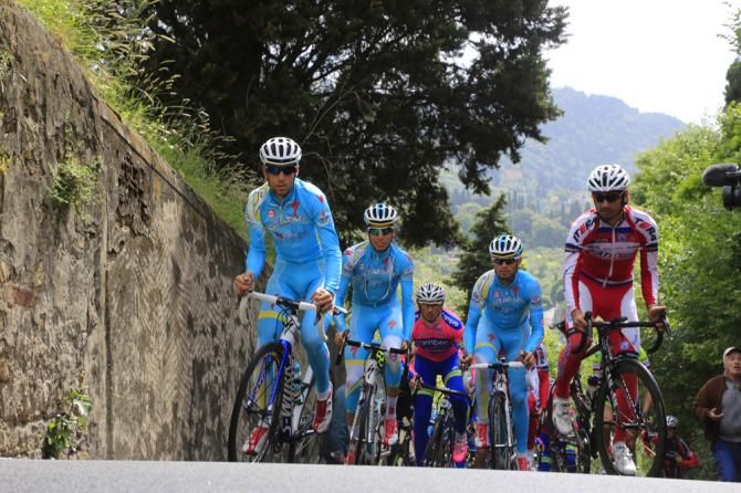 Valerio Agnoli, Fabio Aru, Vincenzo Nibali (Astana) and Damiano Caruso (Katusha)
