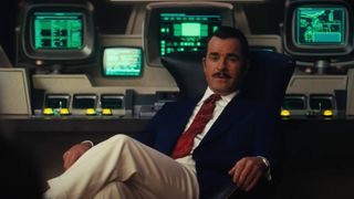 Justin Theroux as Mr. House in Fallout season 2, sitting in front of screens