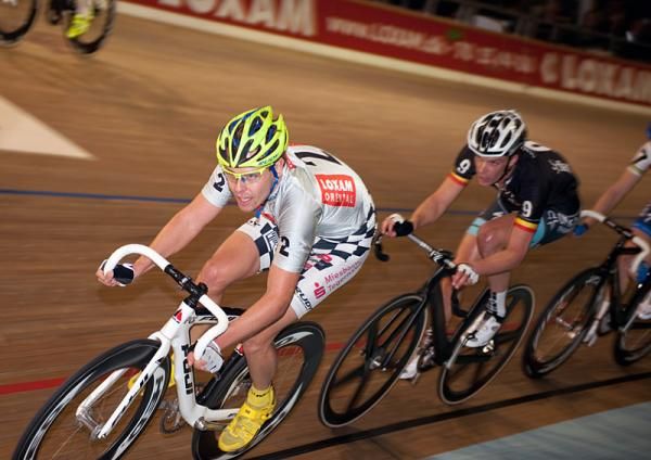Leif Lampater sets the pace