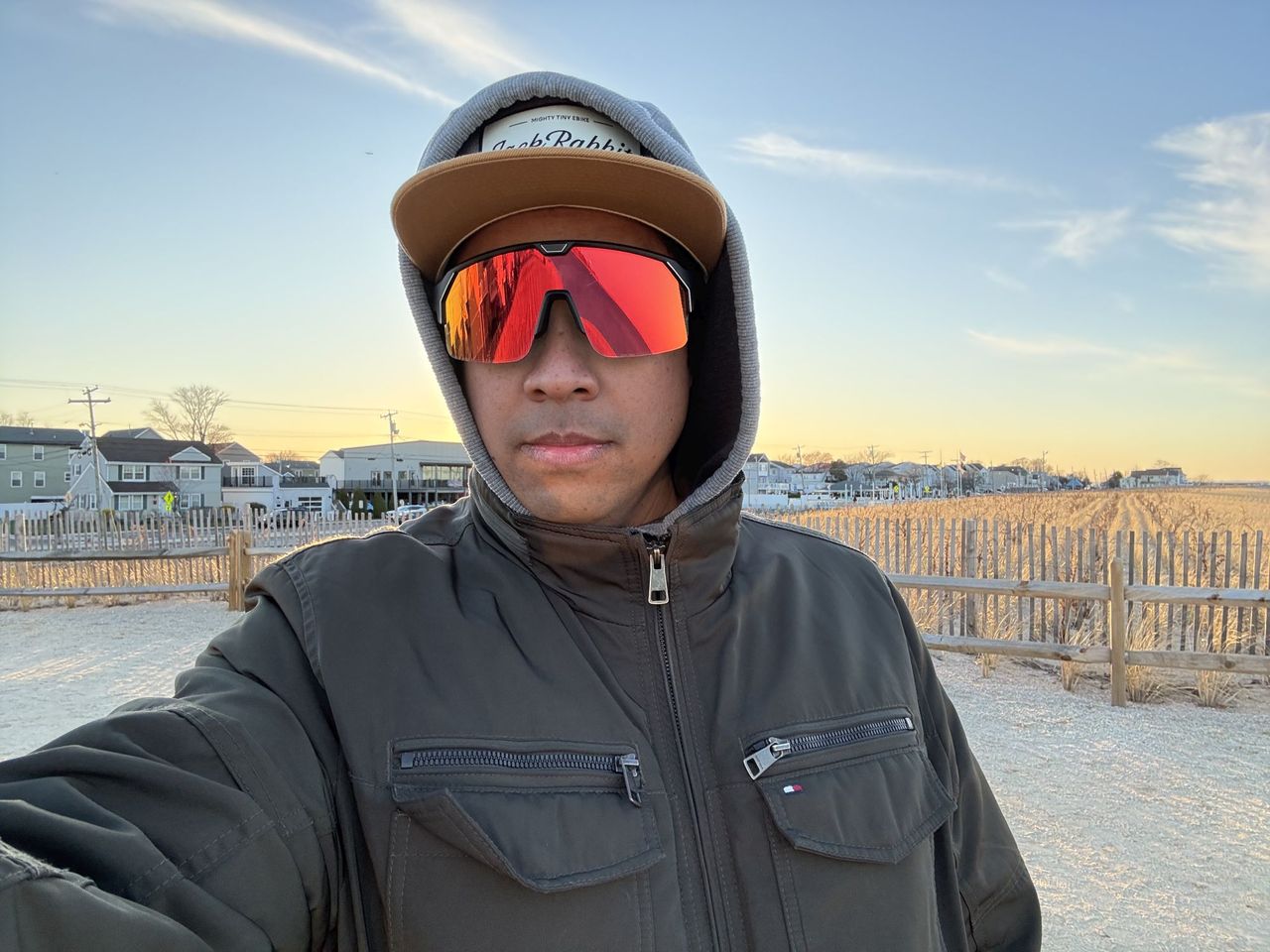 Apple iPhone 16e selfie sample.
