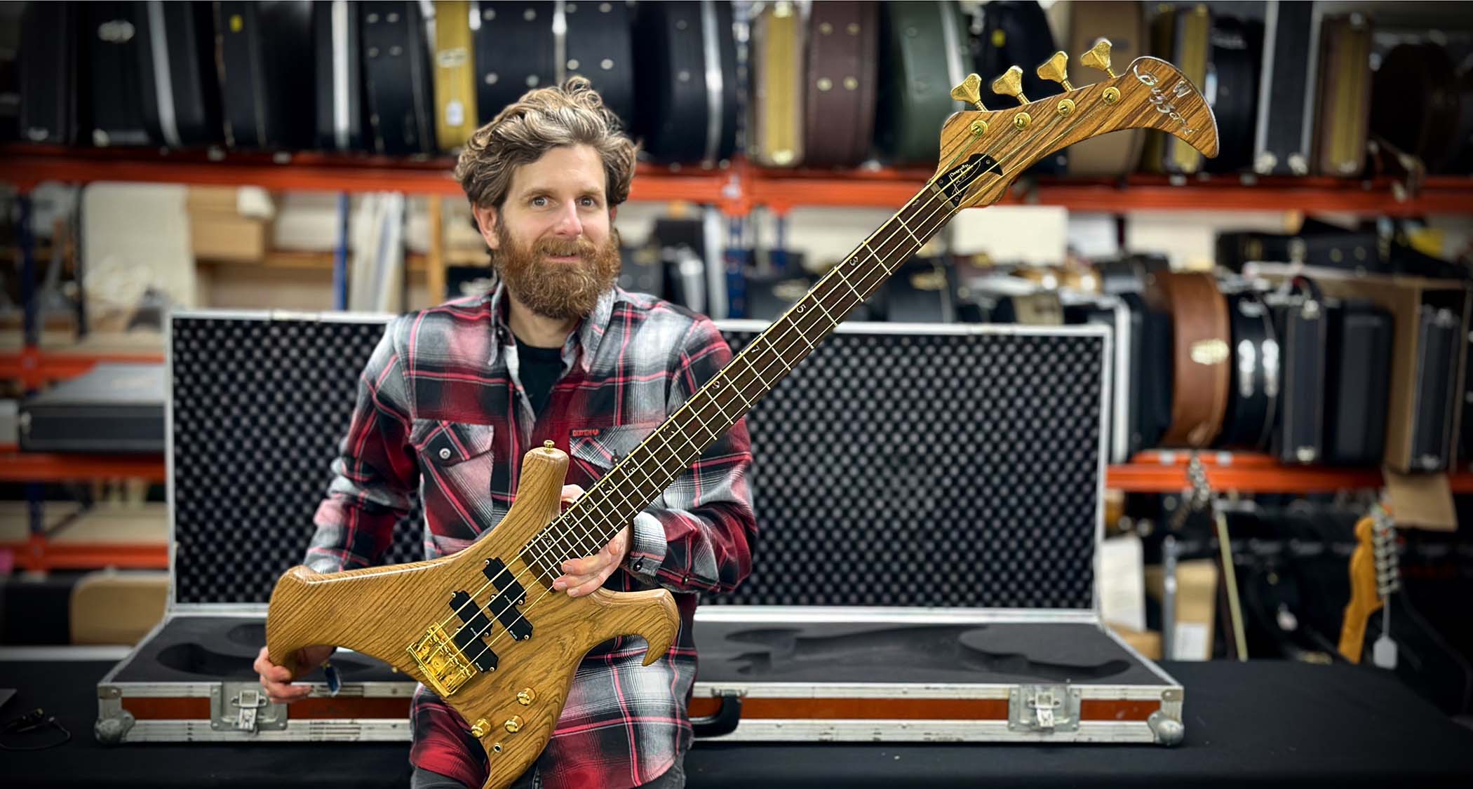 This Warwick Buzzard Prototype was co-designed by the Who&#039;s John Entwistle and was later owned by John Deacon of Queen.