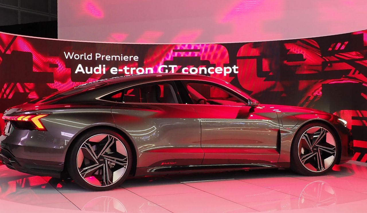 Audi E-tron GT