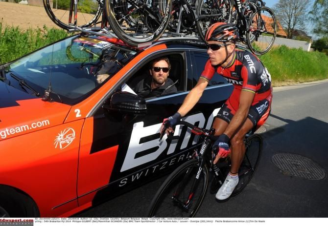 Gilbert drops back to the teammate