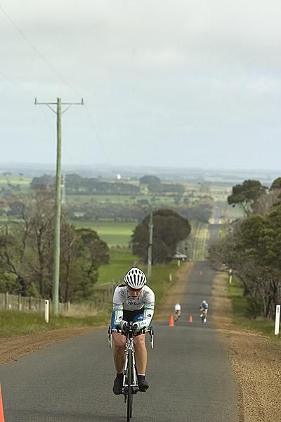 Riders had straight roads for around 16 kilometres straight after the start to the time trial.