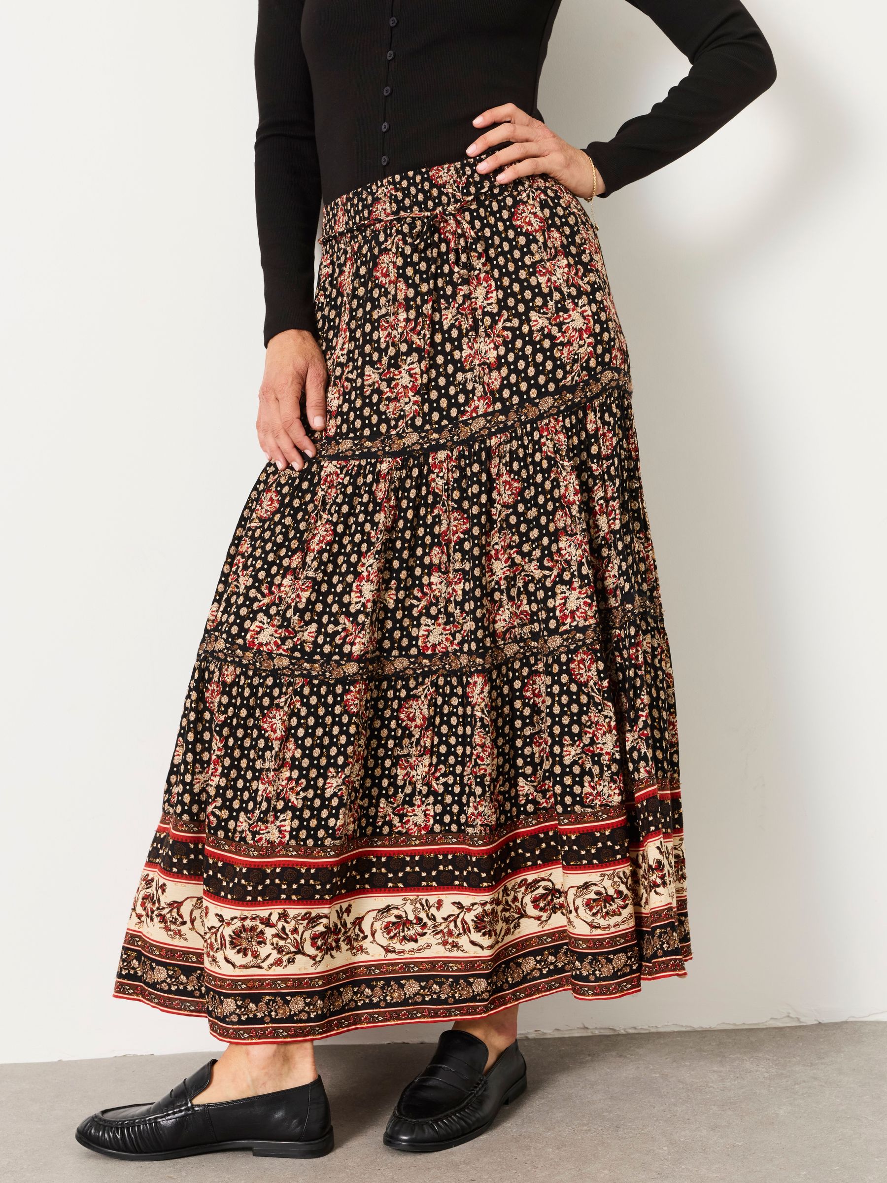 Jayla Black Linear Sketch Floral Maxi Skirt - Size 6 S