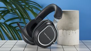 Photograph of the Turtle Beach Stealth 700 Gen 3 gaming headset