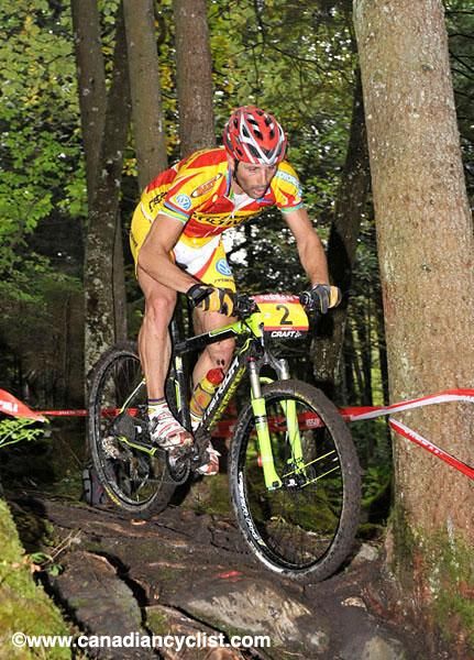 Jose Hermida (Multivan Merida) had a crash on the second lap.