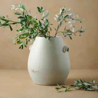 Magnolia French Grey vase