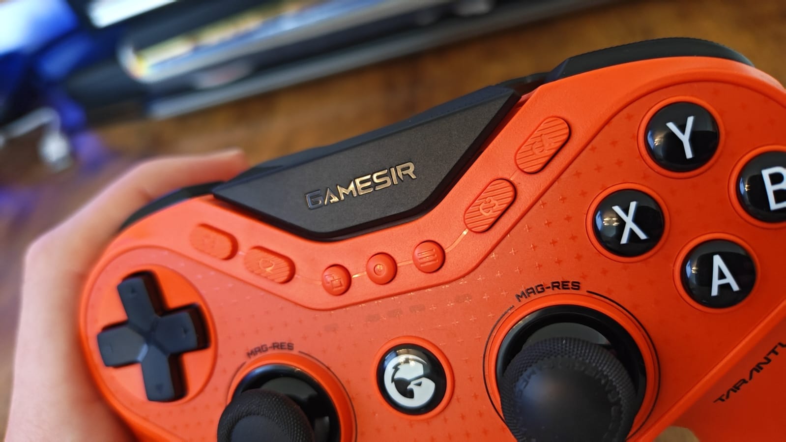 The touch bar on the GameSir Tarantula 8K