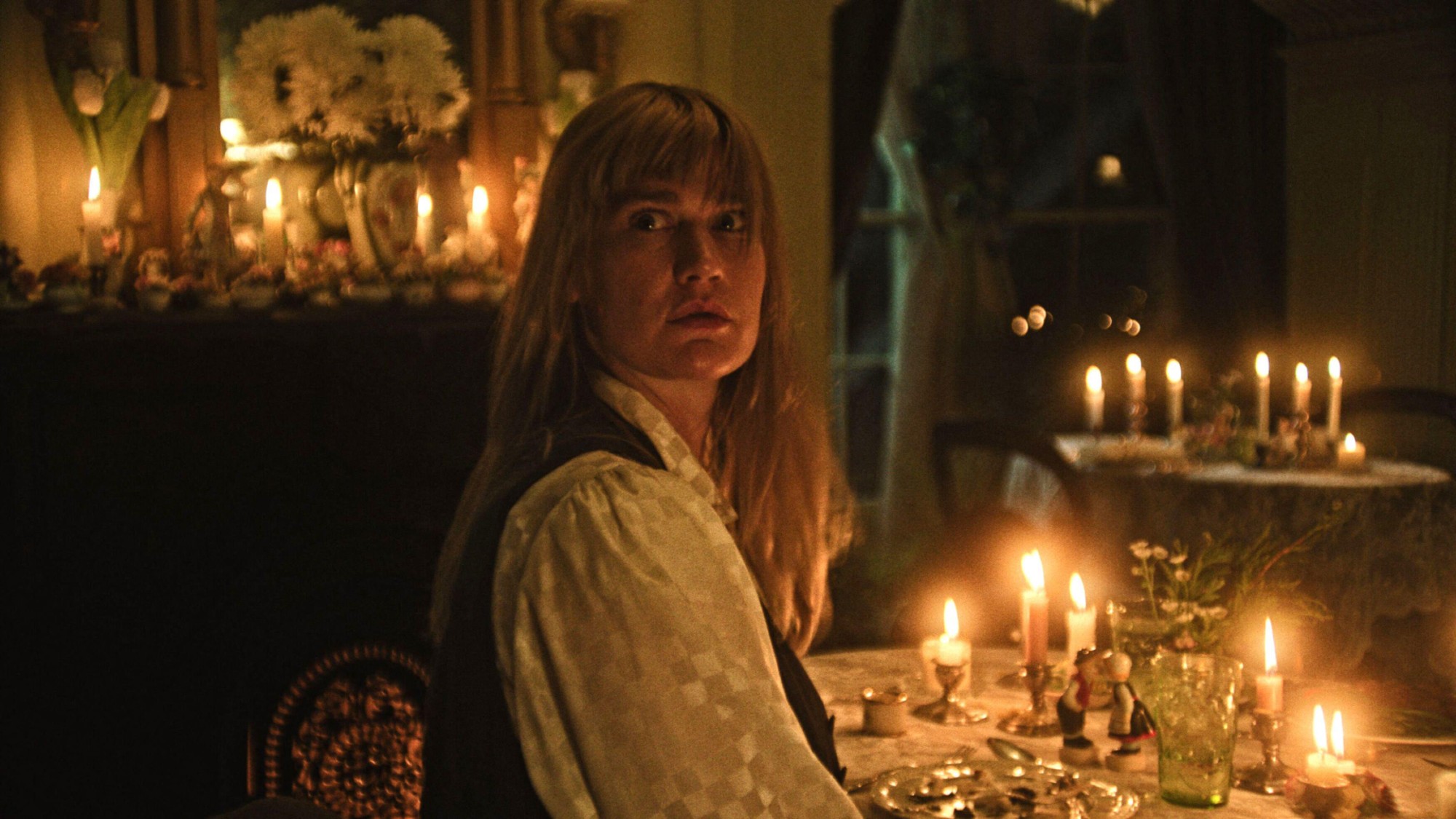 GRACE GLOWICKI in HONEY BUNCH (2025), directed by MADELEINE SIMS-FEWER and DUSTY MANCINELLI.