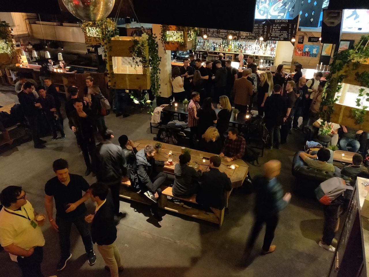 The bar scene pictured here was actually darker in real life, but the OnePlus 6 is able to suck in additional light to brighten up photos