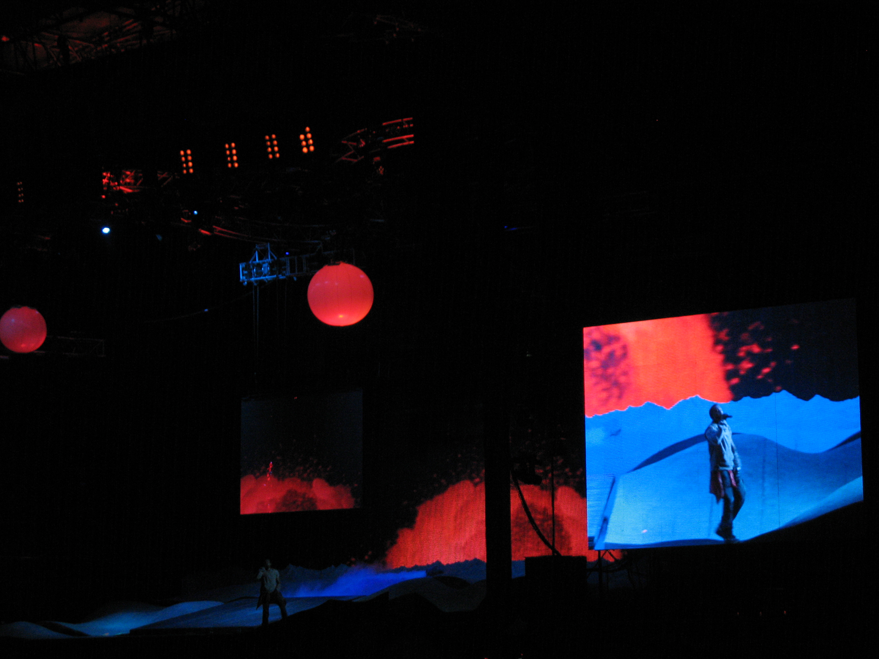 Willo Perron set design for Kanye West's Glow in the Dark tour, 2008