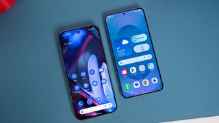 Comparing the display and home screens of the Samsung Galaxy S25 Plus versus the Google Pixel 9 Pro XL