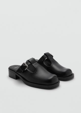 Mule-Style Clogs With Buckle 