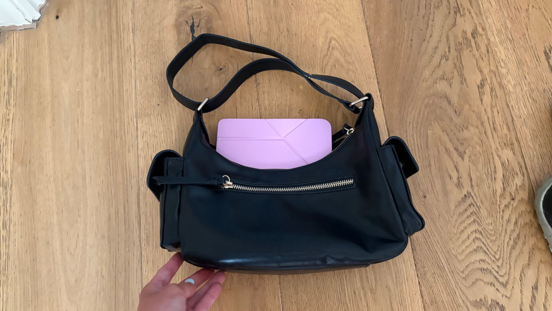 Kobo Clara Colour in my handbag