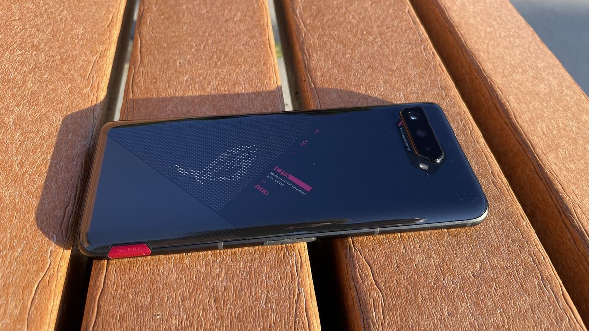 Asus Rog Phone 5 Review A New Top Gaming Phone Techradar 