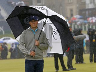 Hanging a towel from under your brolly is a tried and trusted pro trick