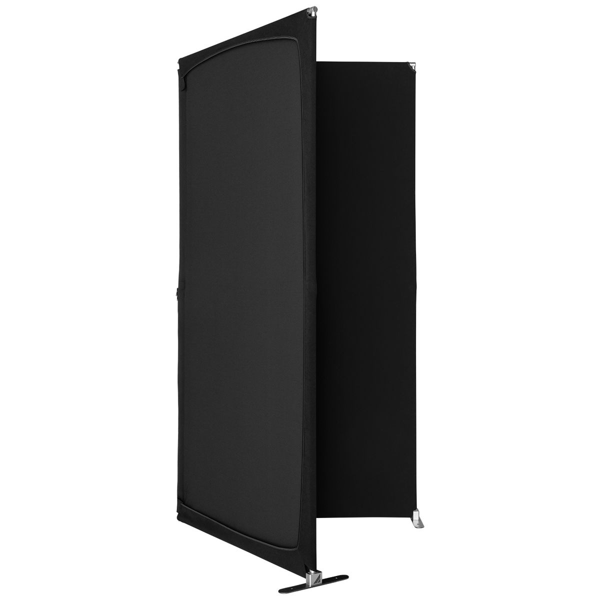 The Westcott V-Flat uses fabric and a frame in order to be more durable and portable