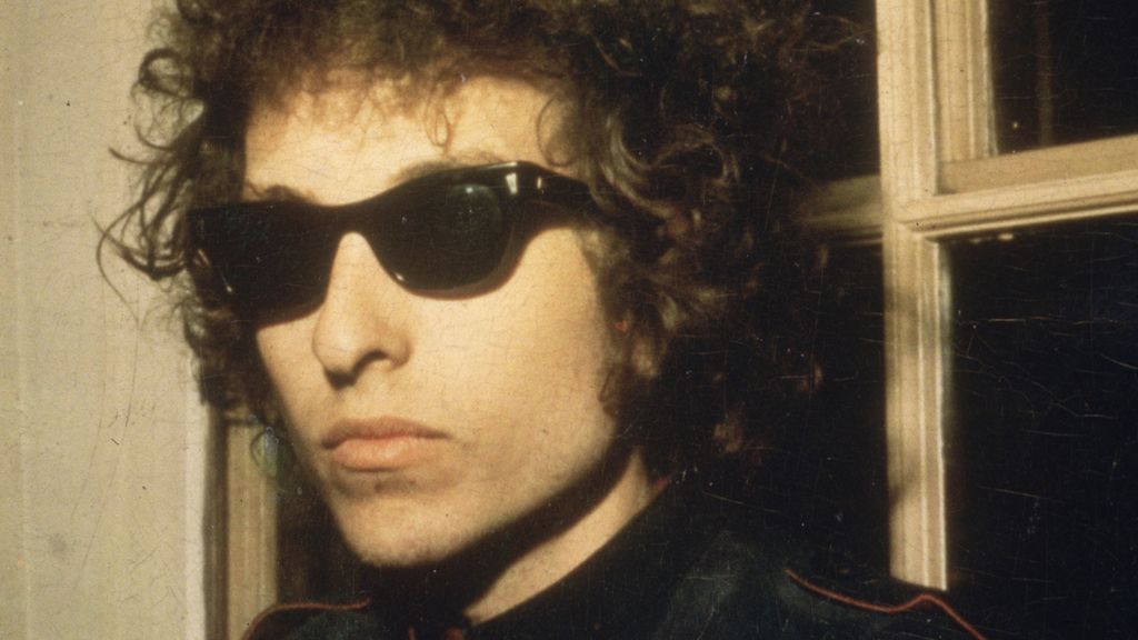 Here’s Why Bob Dylan Was Essential to the Birth of Psychedelic Rock