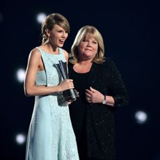 Taylor Swift and Mom