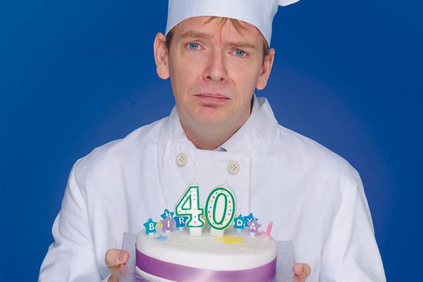 It&#039;s Ian&#039;s 40th birthday, and aIthough he&#039;s not looking forward to reaching the milestone age, it turns out to be a highly eventful day!