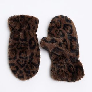 Leopard print mittens