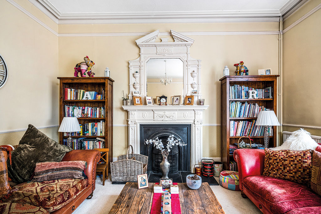 Properties in areas in The Sunday Times &lsquo;Best Places to Live 2026&rsquo; &ndash; Park House, Ardingly Road, Lindfield, West Sussex