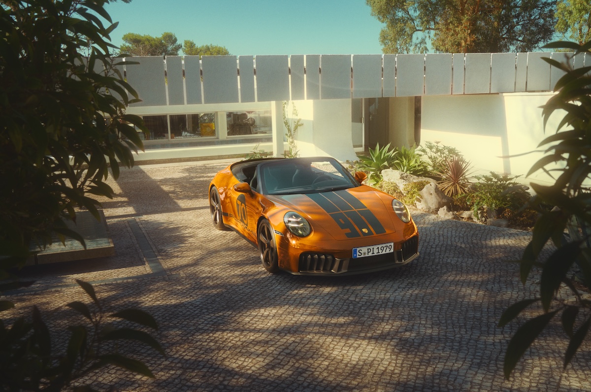 You can design your own Porsche 911 Spirit 70 with free Apple Vision Pro app