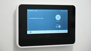 Vivint smart home alarm system main hub touchscreen