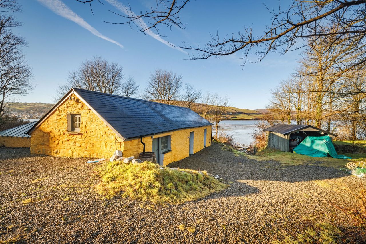 Images of Brynymor House, Cardigan