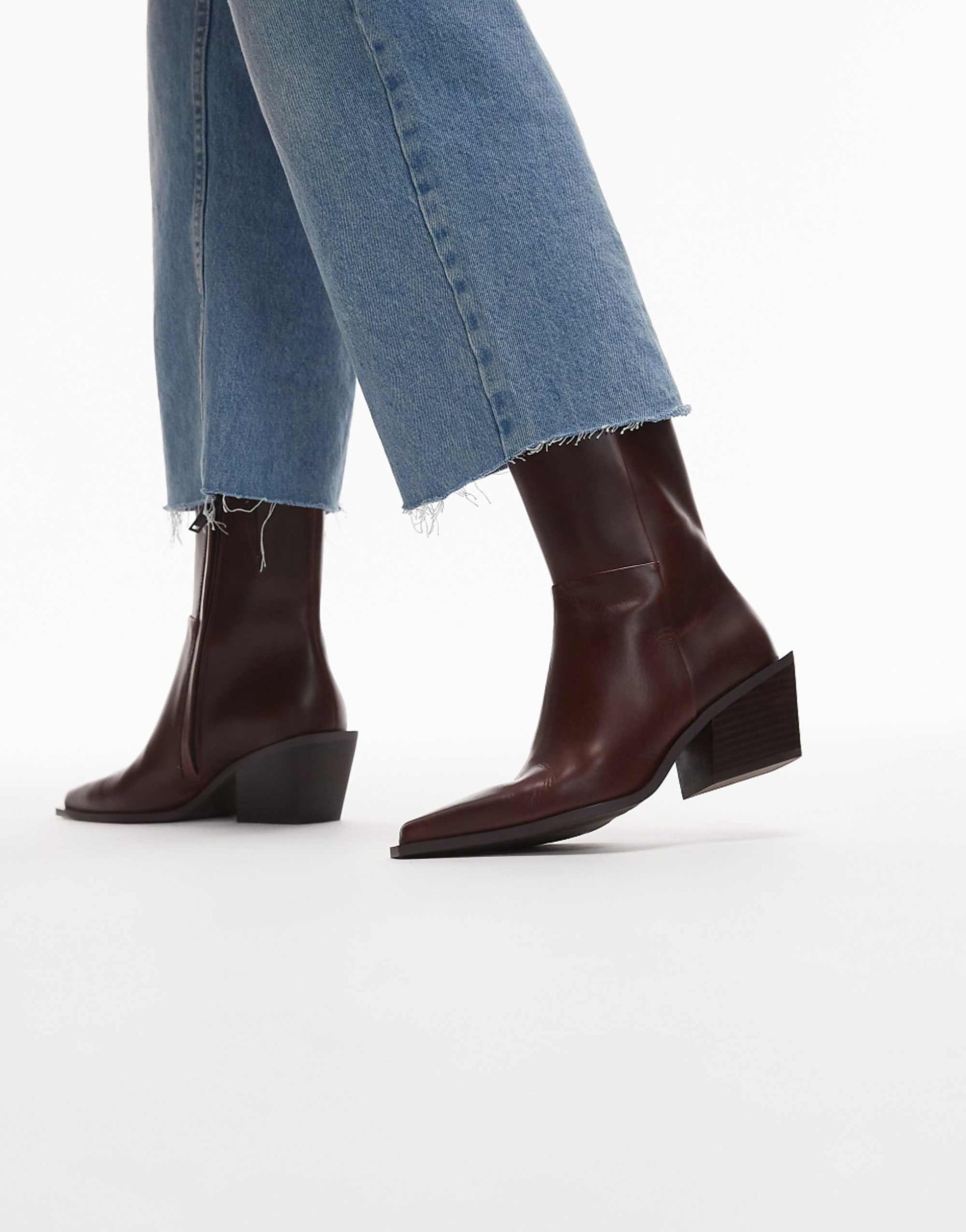 & Other Stories Leather Pointed Heeled Boots in Brown
