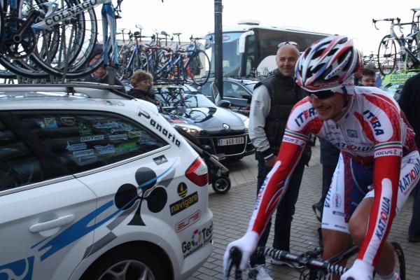 Filippo Pozzato (Katusha) is building form in De Panne.