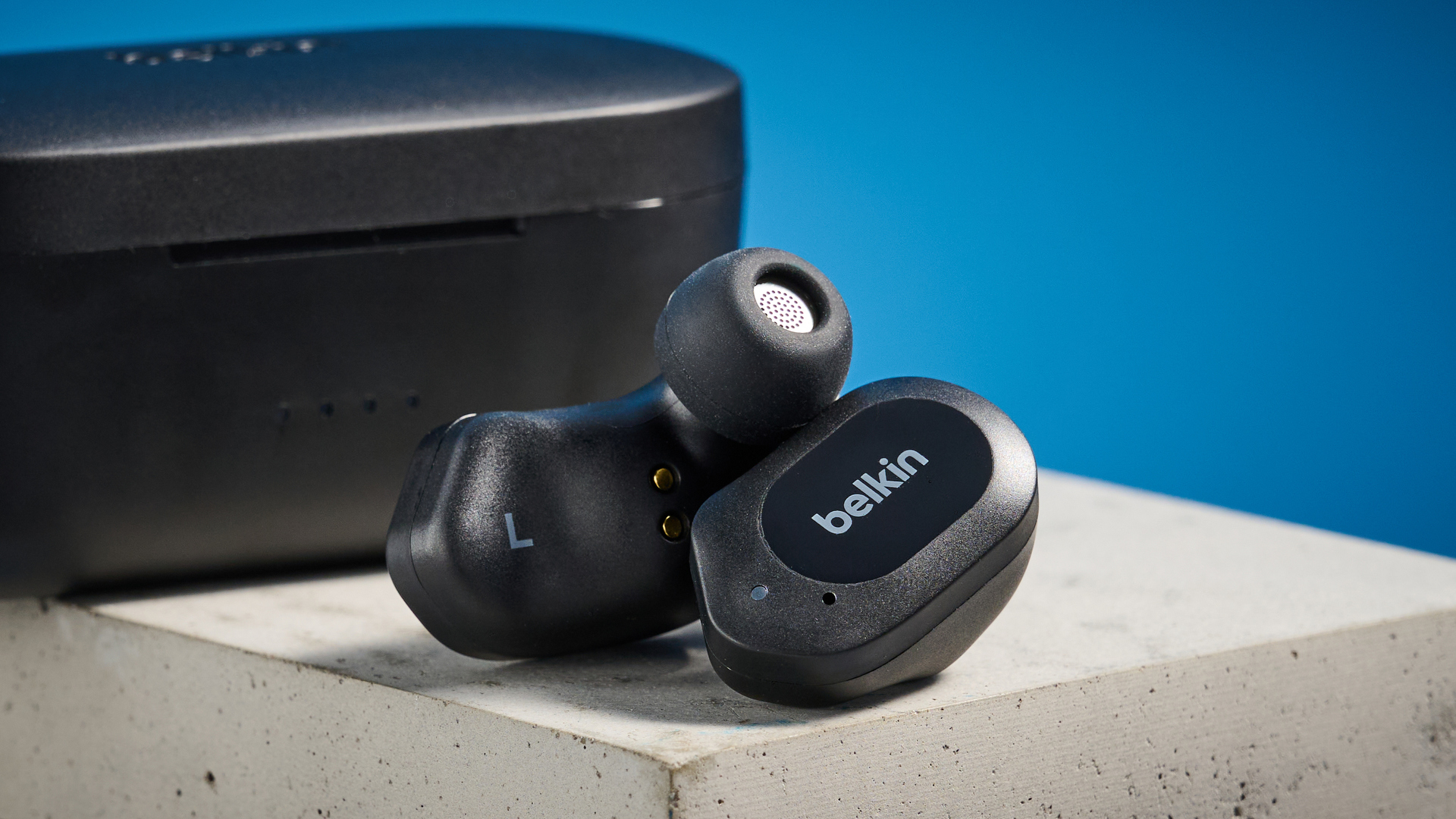 Black Belkin SoundForm Play cheap wireless earbuds