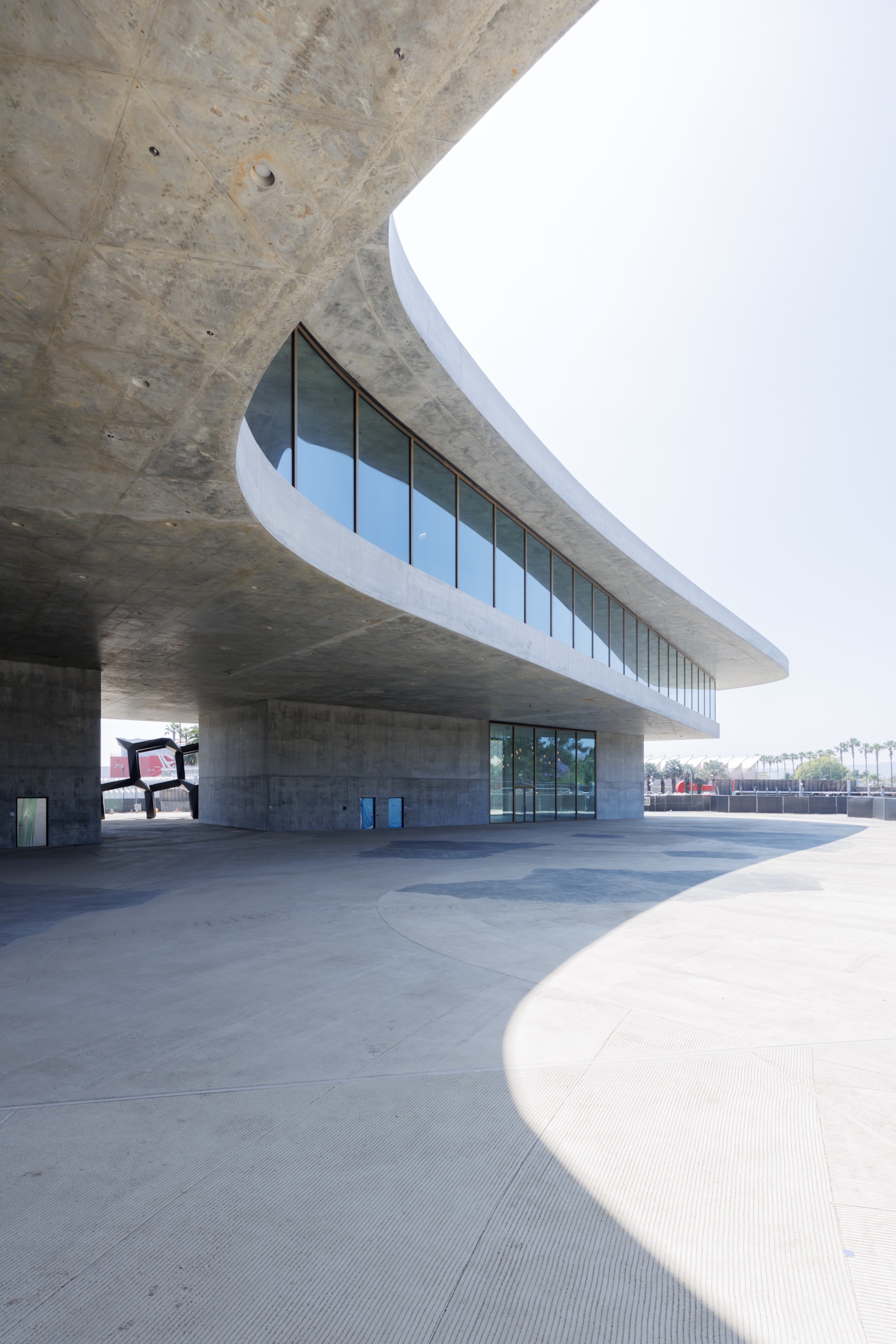 lacma peter zumthor review