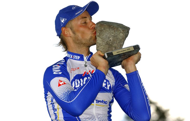 Tom Boonen enjoys the sweet joy of kissing his first Roubaix trophy
