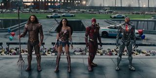 Aquaman Wonder Woman Flash and Cyborg in Justice League trailer