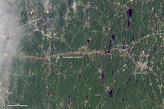 massachusetts-tornado-track-110606-02