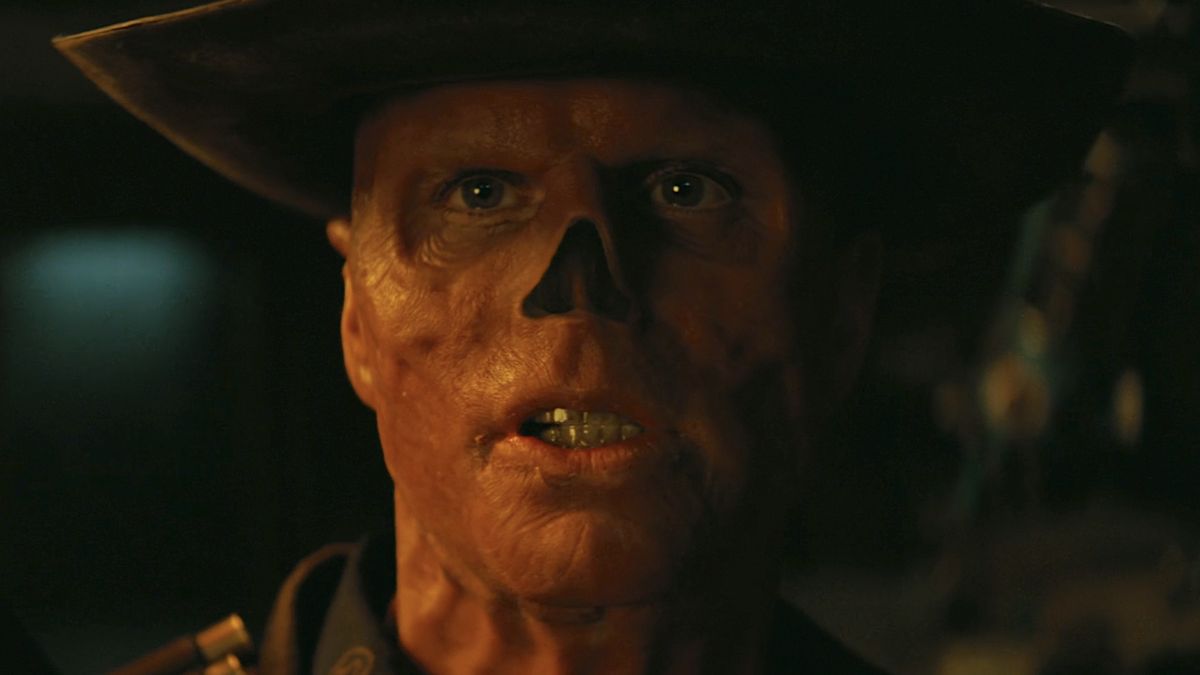 Close-up of Walton Goggins&#039; Ghoul talking to Lucy on roof in Fallout Season 1 finale